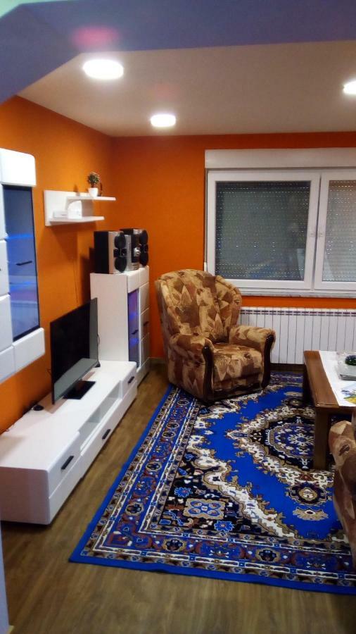 Maja Lägenhet Velika Gorica Exteriör bild